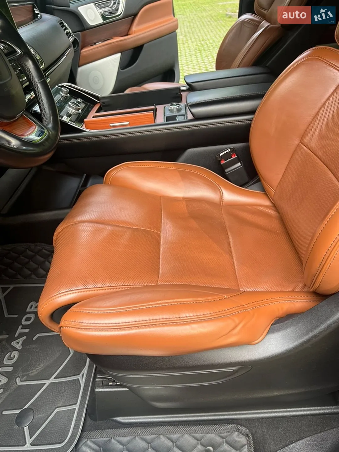 2019 Lincoln Navigator - мініатюра 25