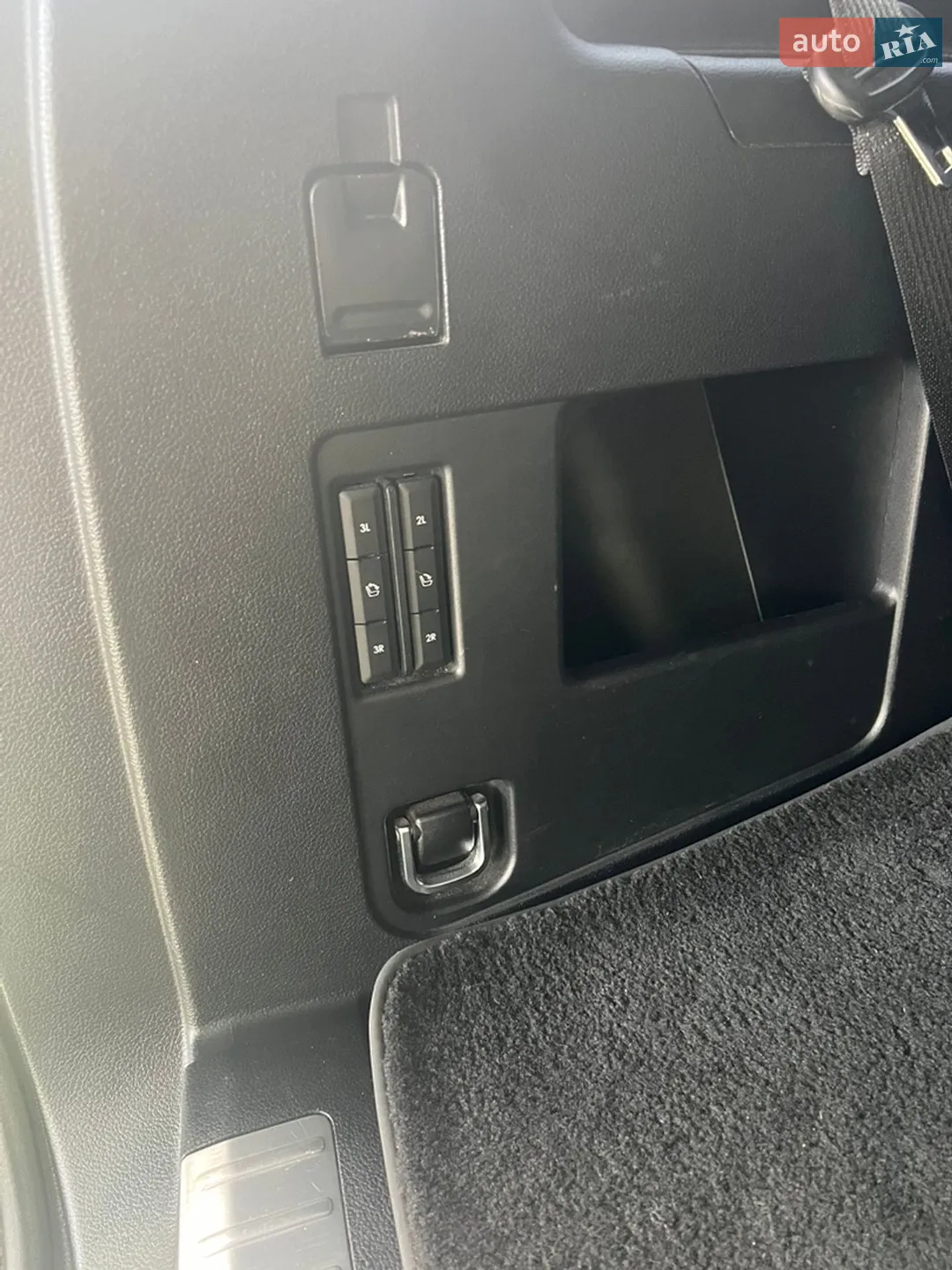 2019 Lincoln Navigator - мініатюра 53