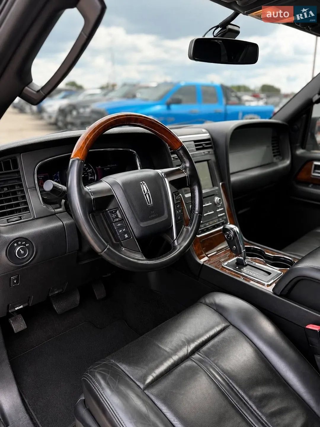 2014 Lincoln Navigator - мініатюра 18