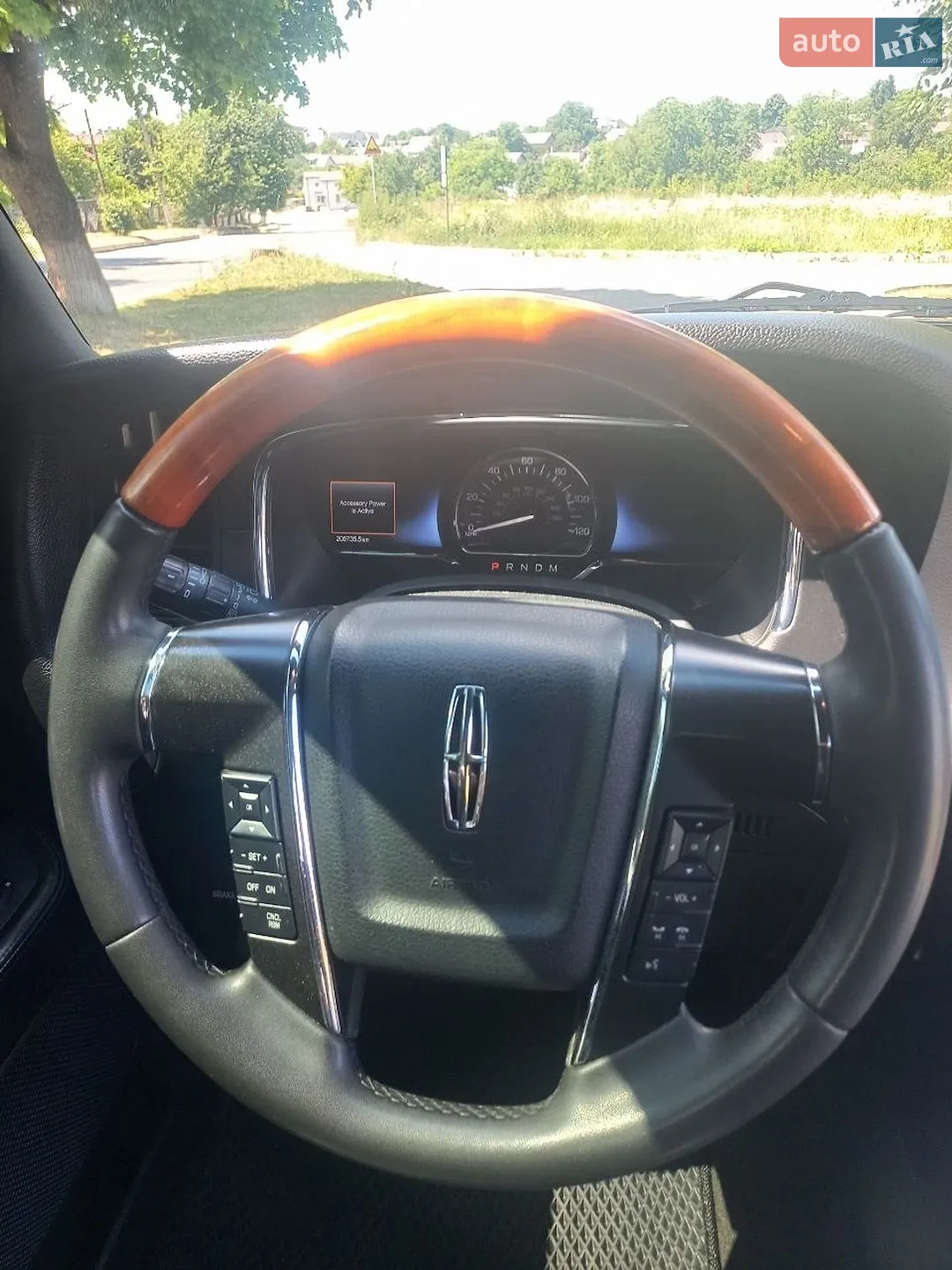 2016 Lincoln Navigator - мініатюра 5