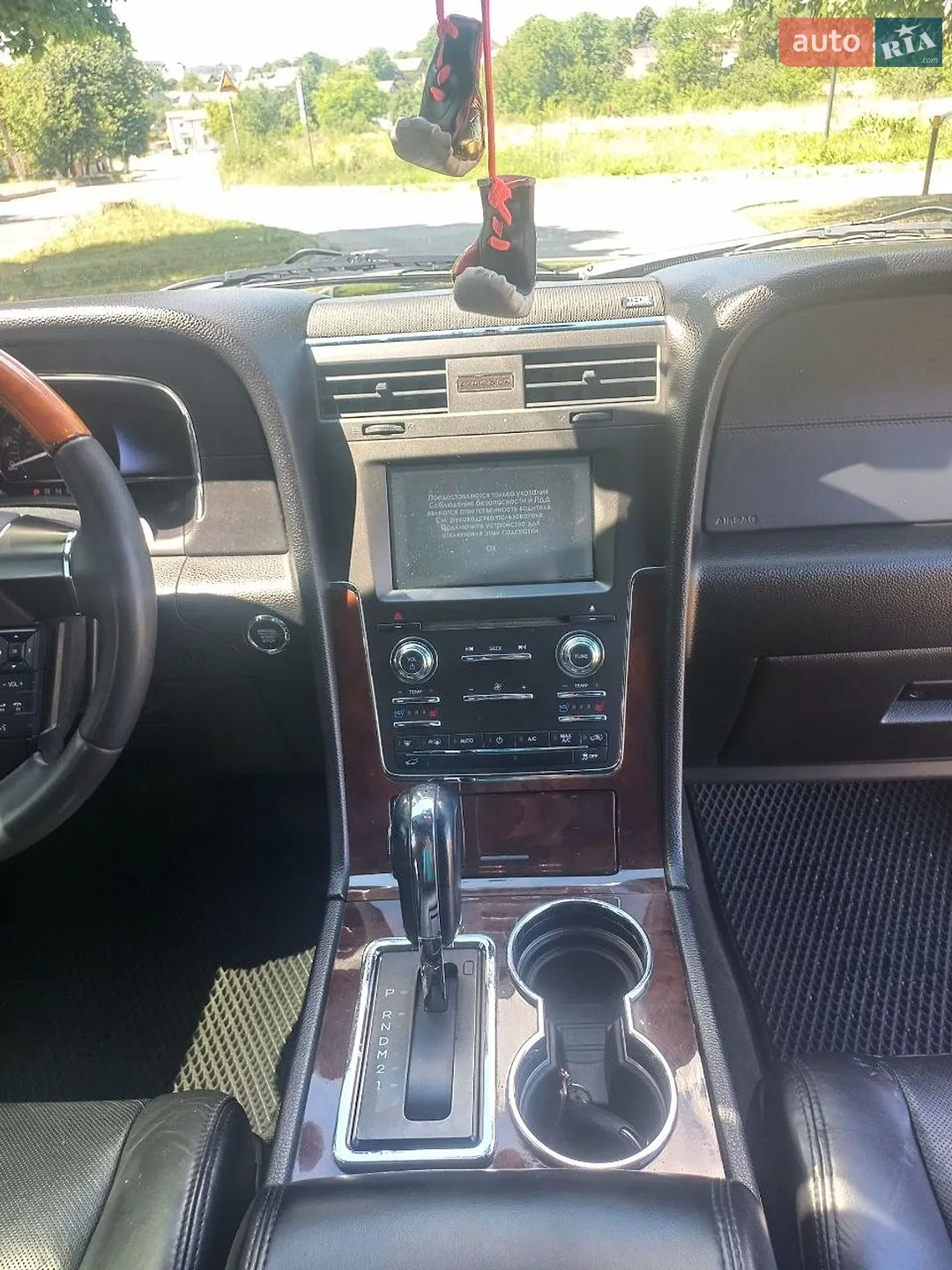 2016 Lincoln Navigator - мініатюра 27