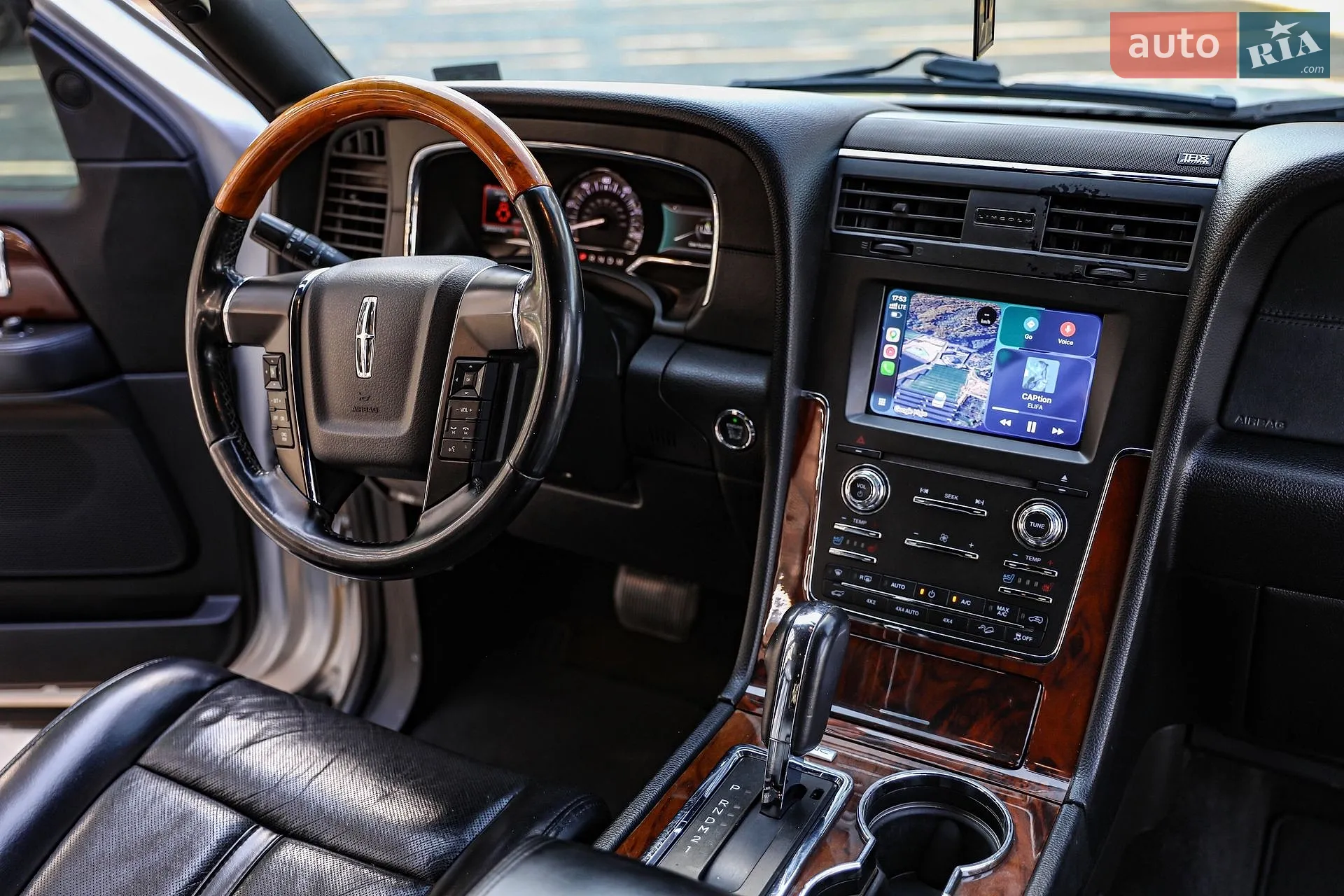 2016 Lincoln Navigator - мініатюра 33