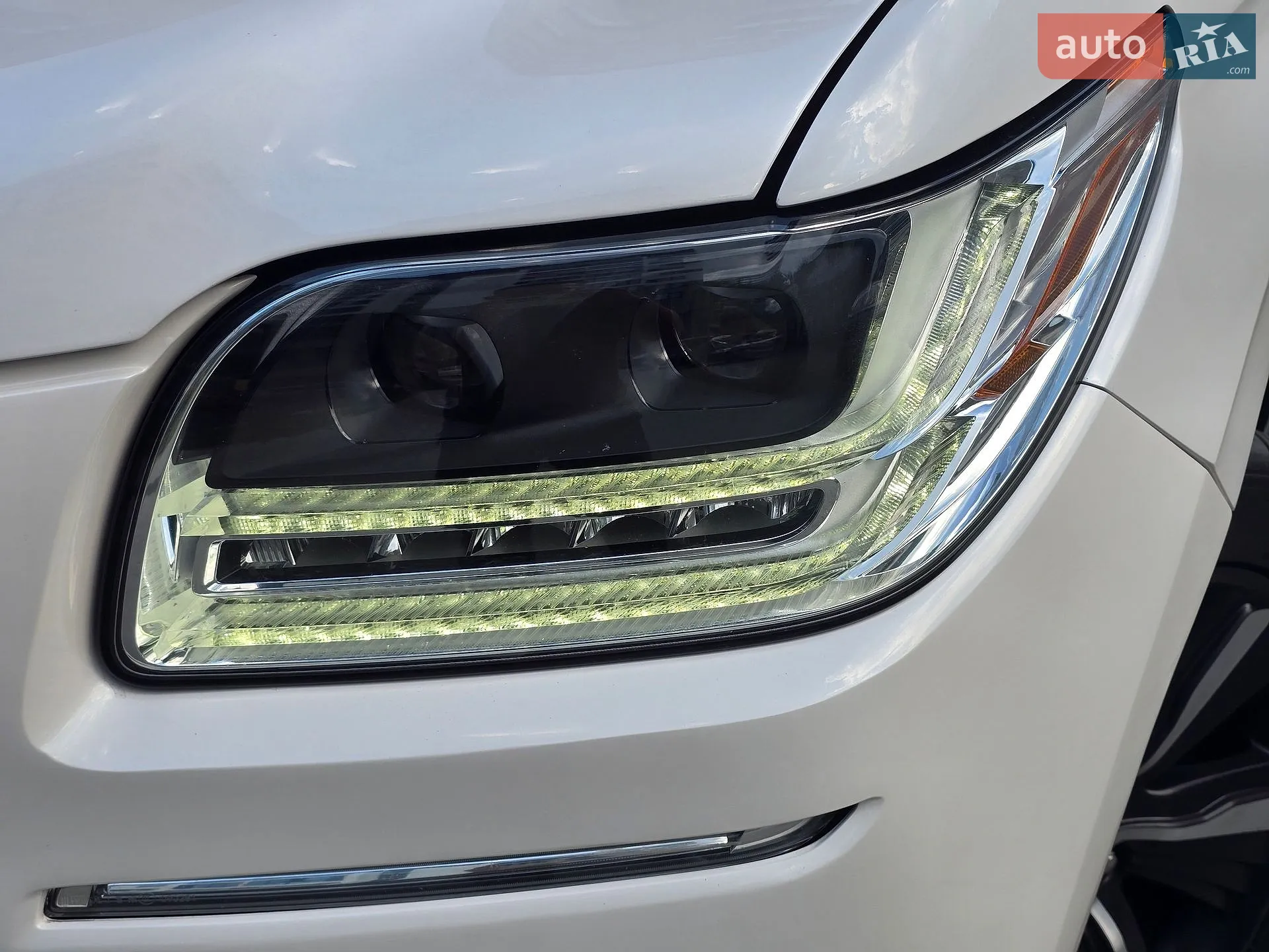 2018 Lincoln Navigator - мініатюра 4