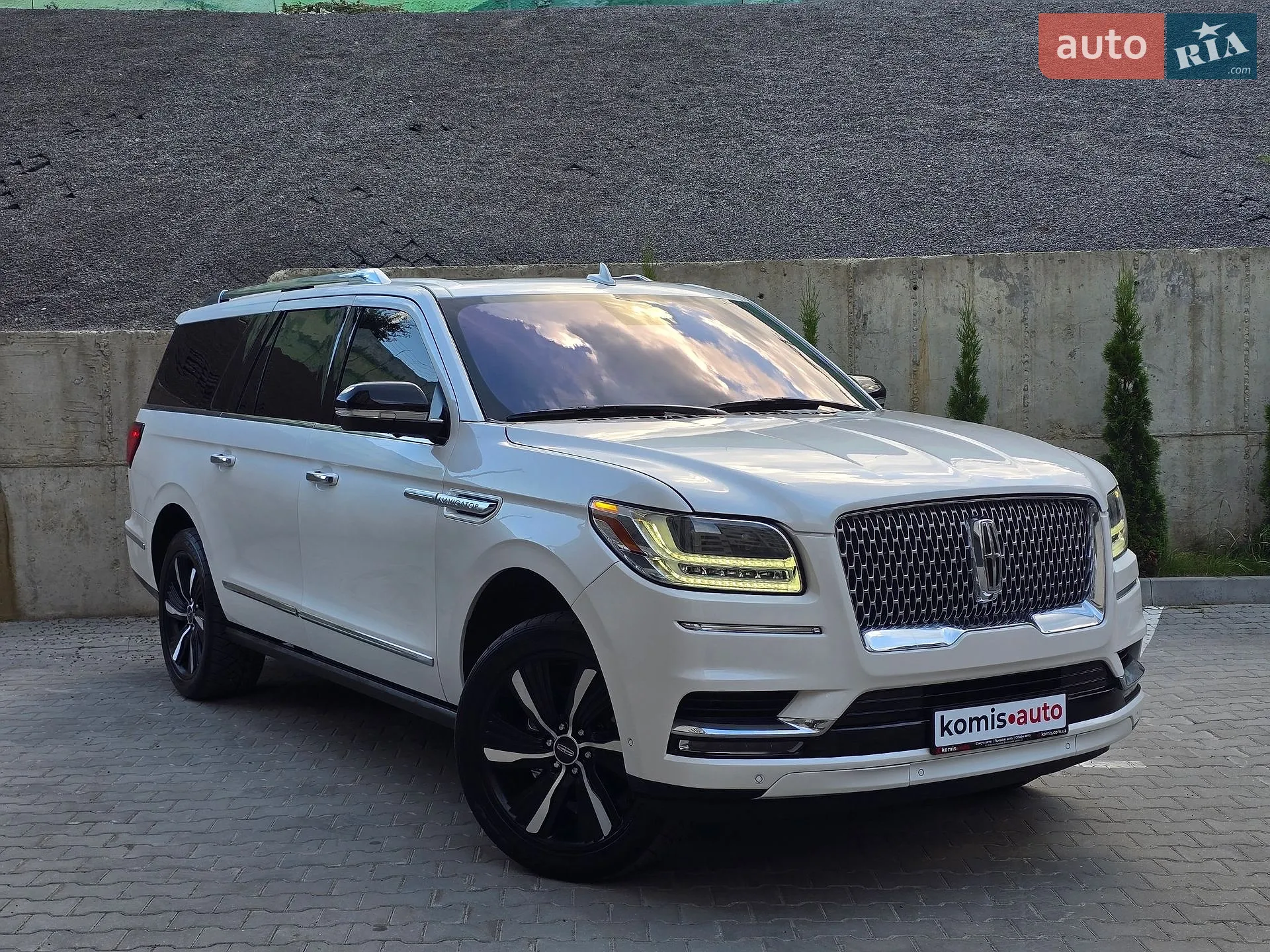 2018 Lincoln Navigator - мініатюра 13