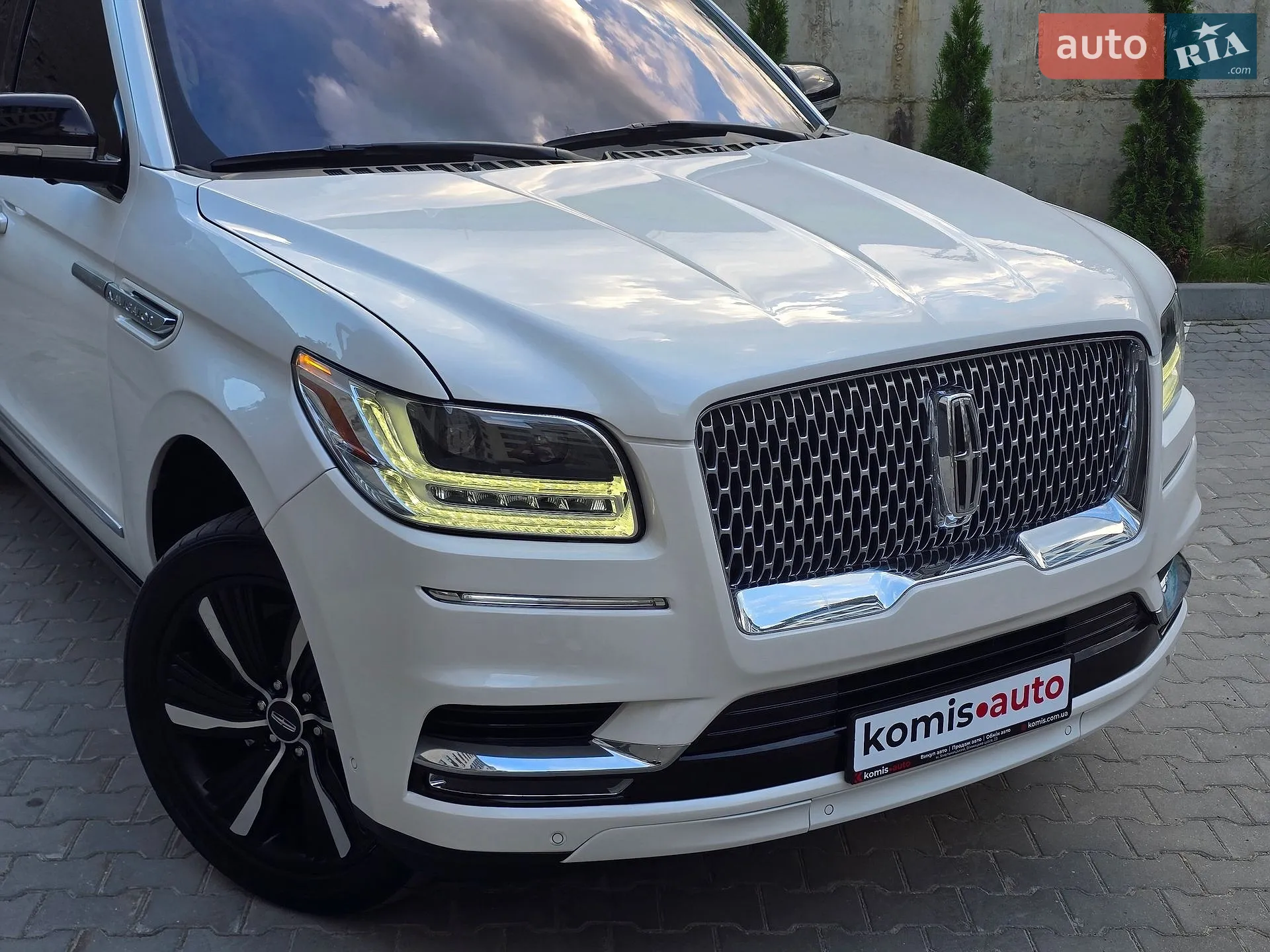 2018 Lincoln Navigator - мініатюра 14