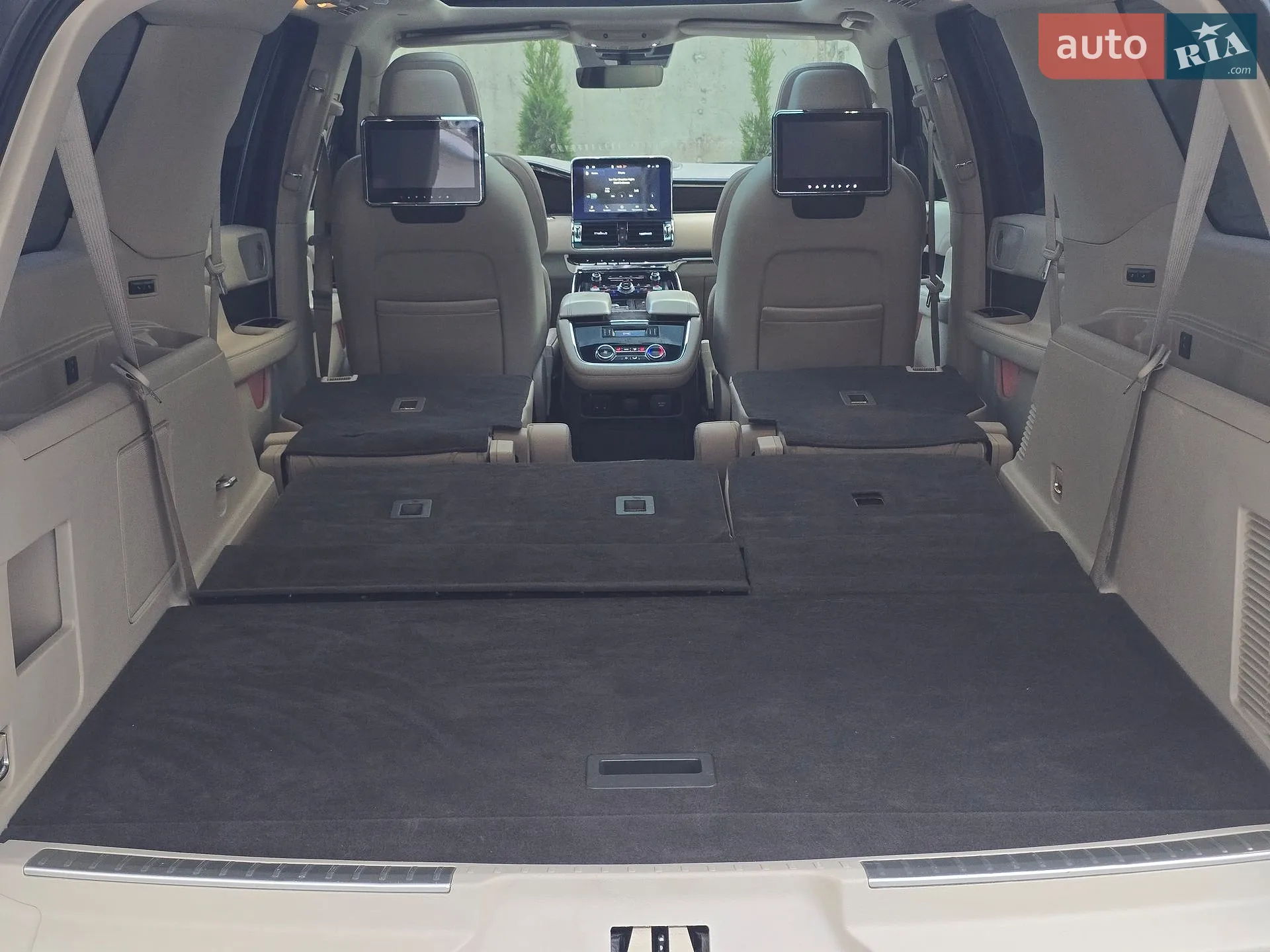 2018 Lincoln Navigator - мініатюра 100