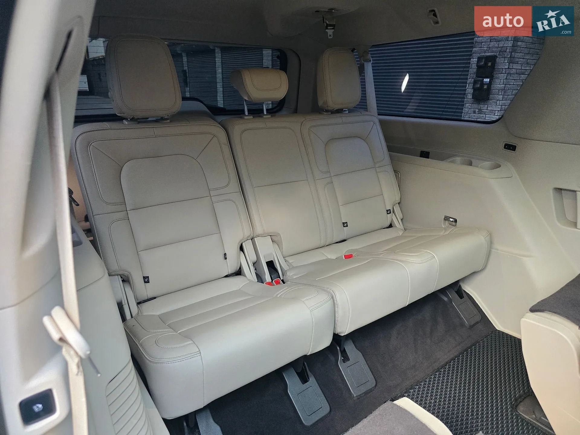 2018 Lincoln Navigator - мініатюра 94