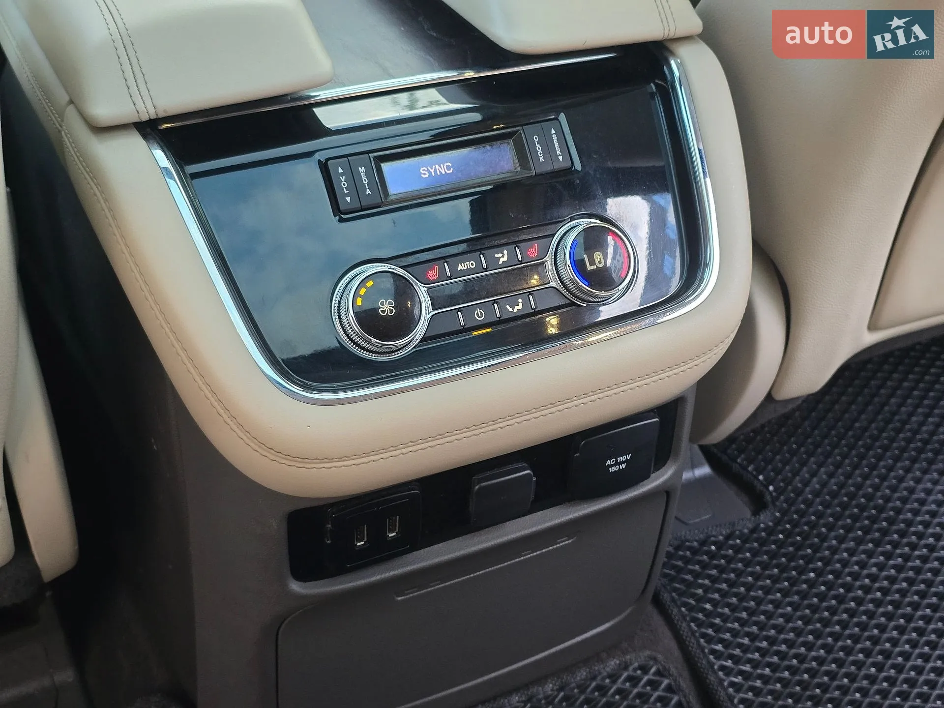 2018 Lincoln Navigator - мініатюра 84