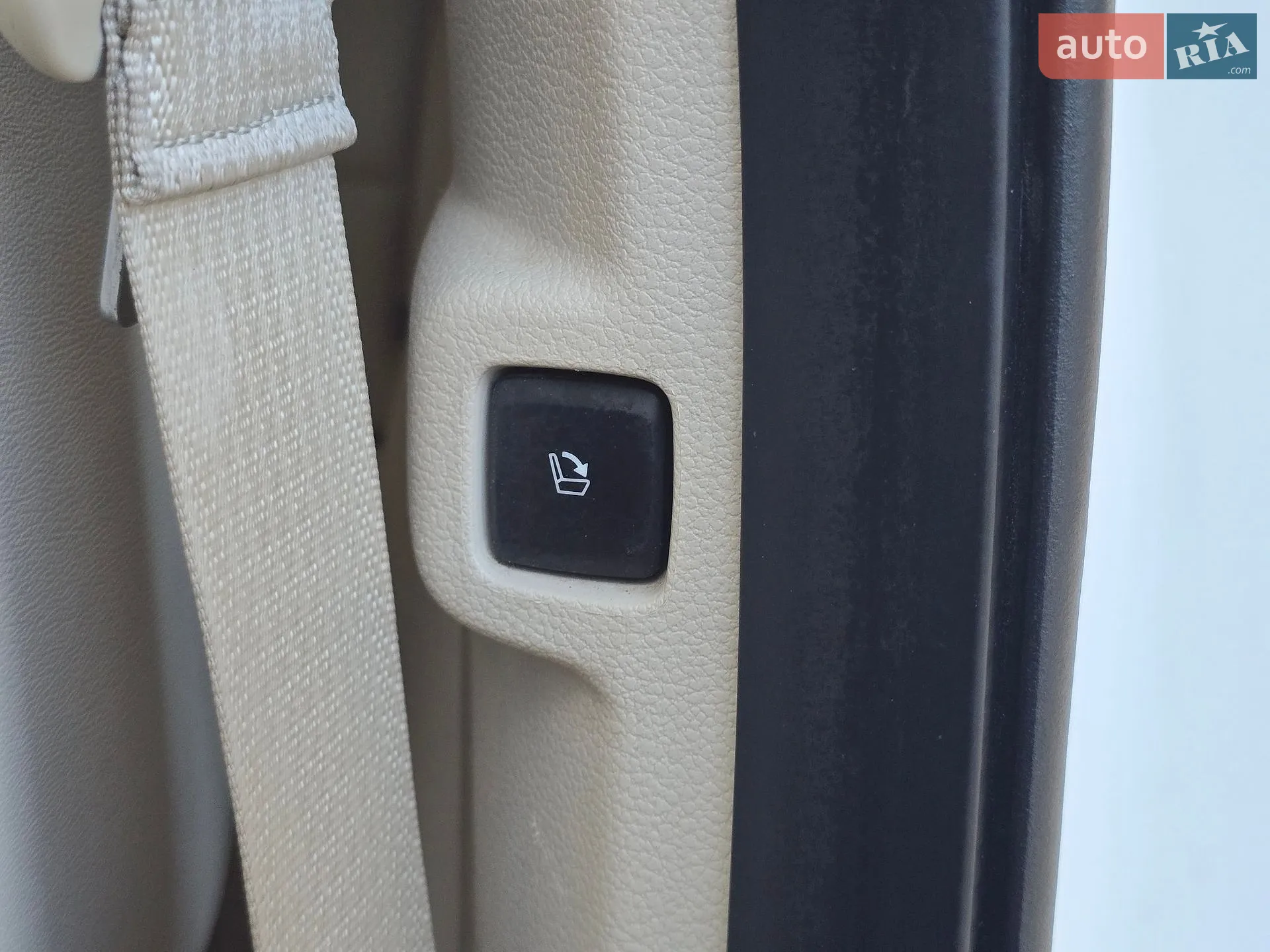 2018 Lincoln Navigator - мініатюра 98