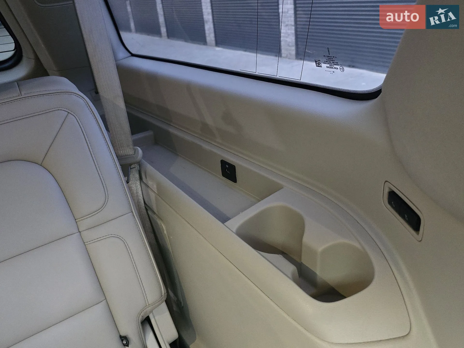 2018 Lincoln Navigator - мініатюра 88