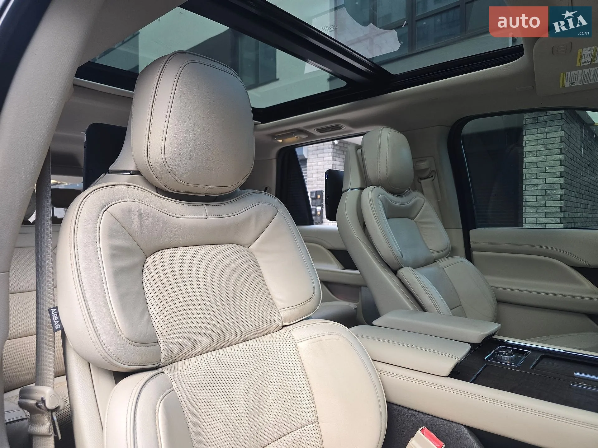 2018 Lincoln Navigator - мініатюра 74