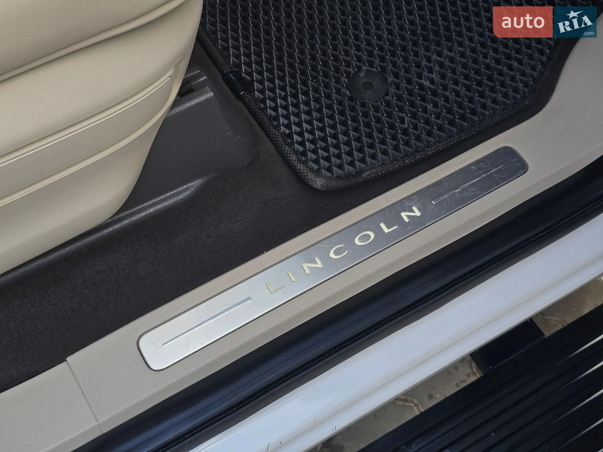2018 Lincoln Navigator - мініатюра 72
