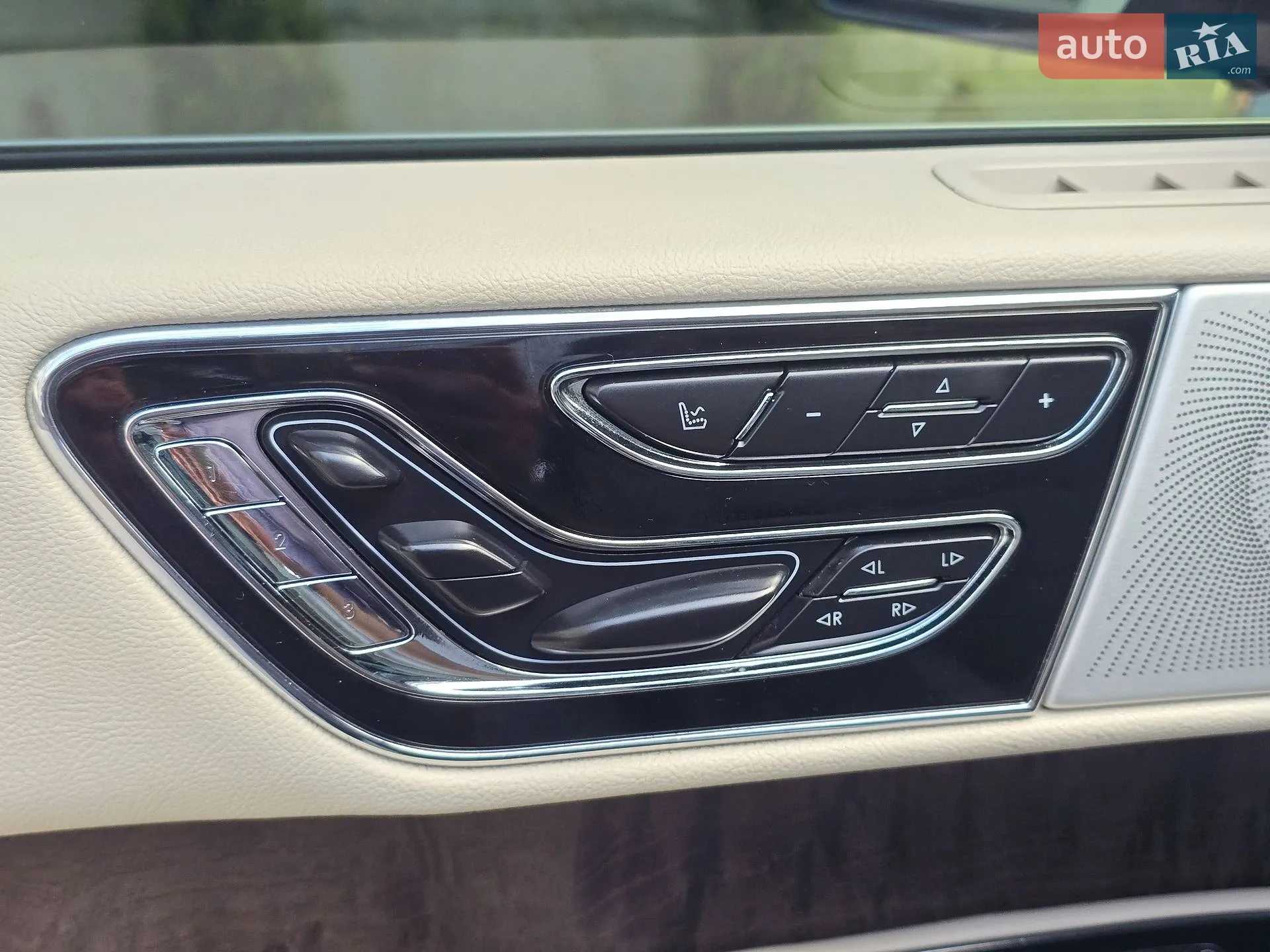 2018 Lincoln Navigator - мініатюра 39
