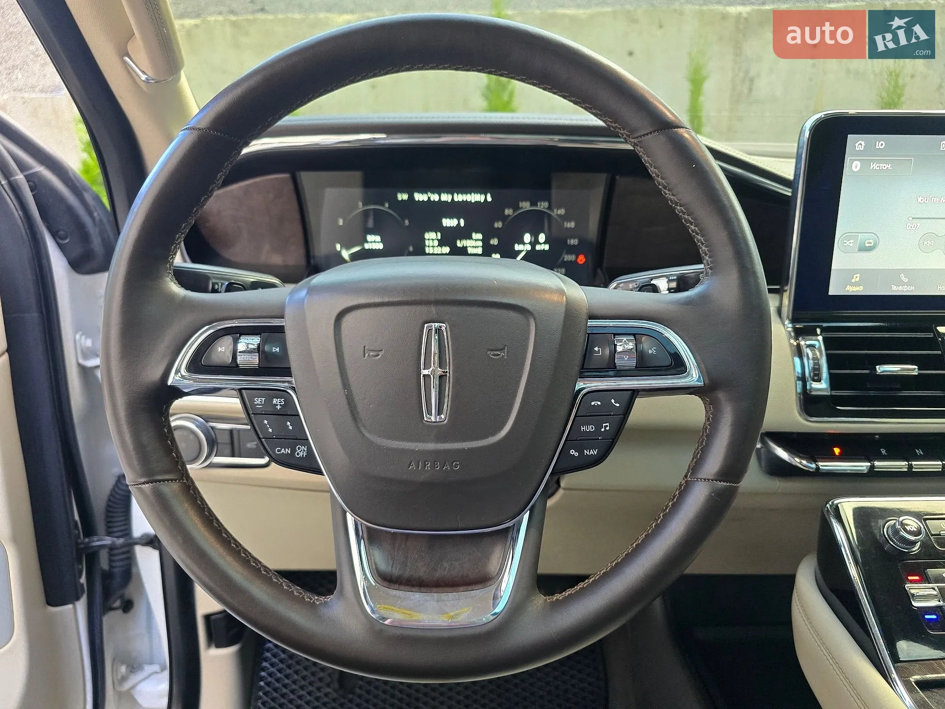 2018 Lincoln Navigator - мініатюра 48