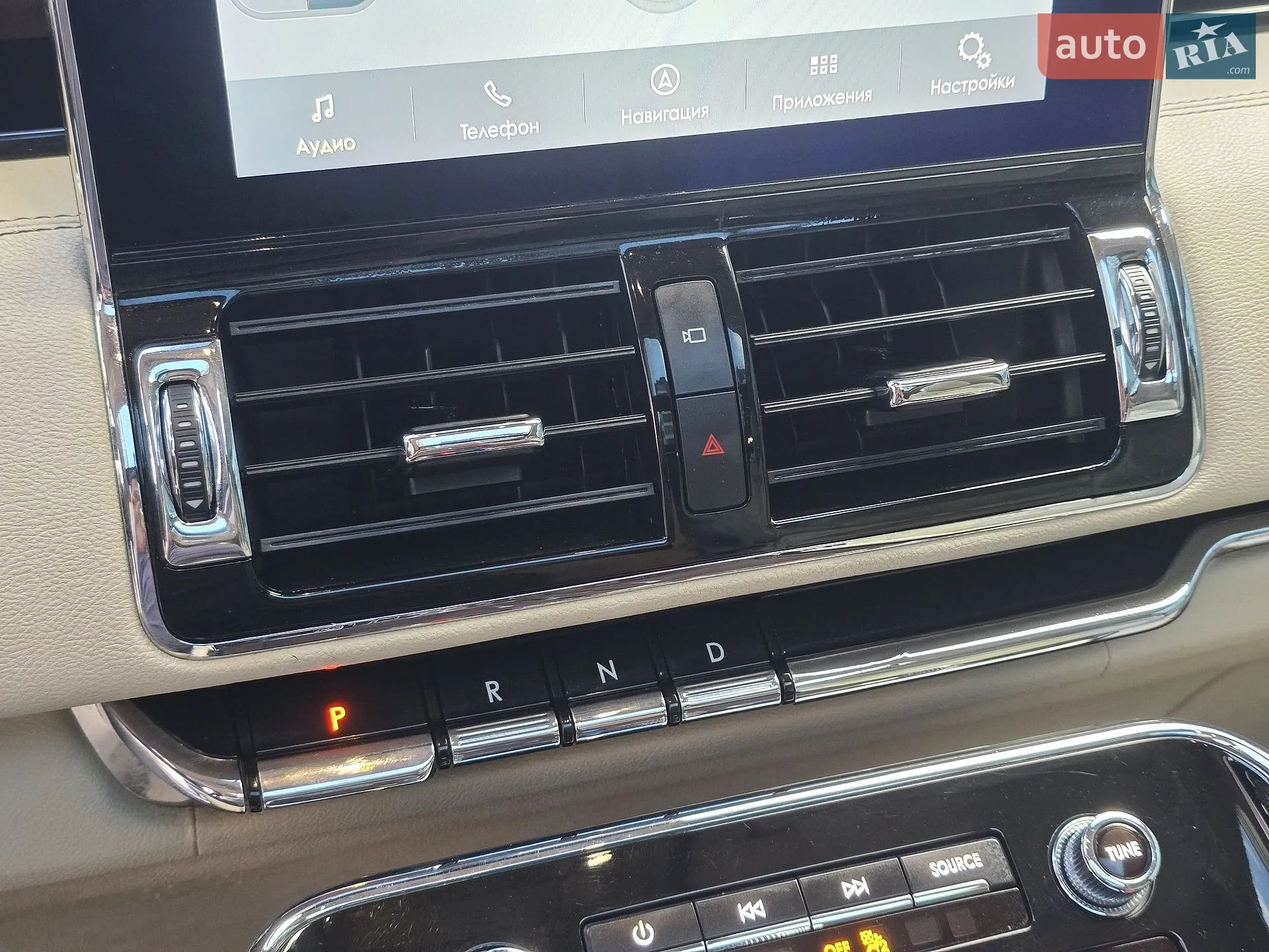 2018 Lincoln Navigator - мініатюра 63