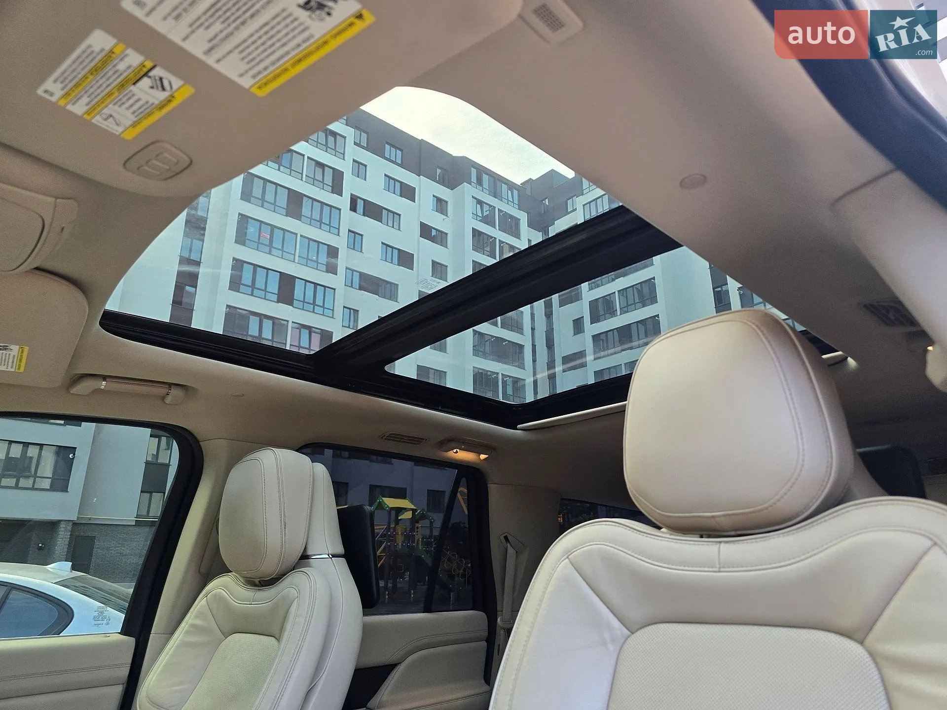 2018 Lincoln Navigator - мініатюра 45