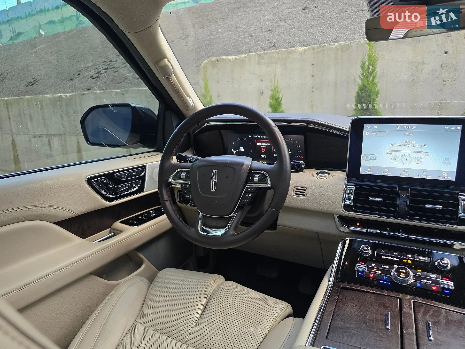 2018 Lincoln Navigator - мініатюра 46