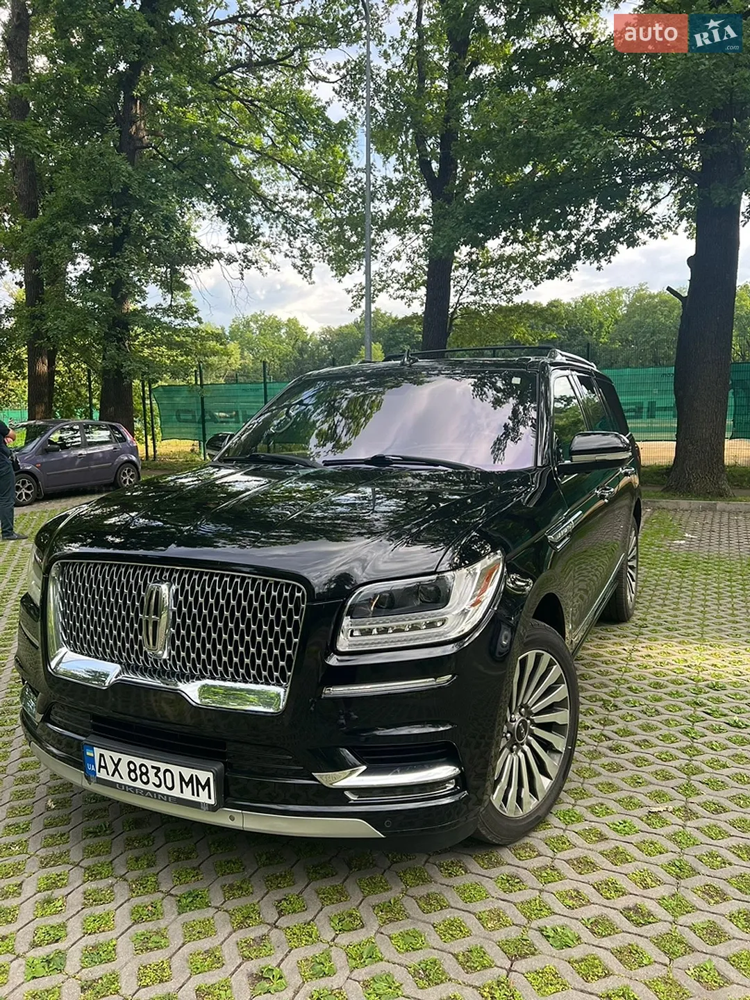 2019 Lincoln Navigator - мініатюра 12
