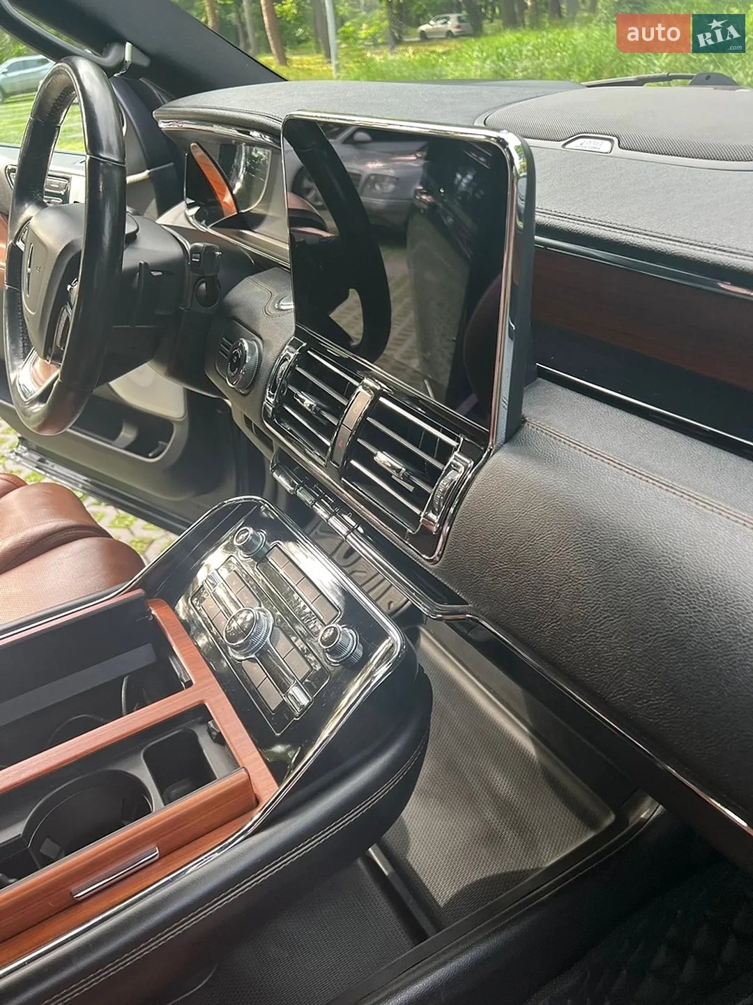 2019 Lincoln Navigator - мініатюра 33