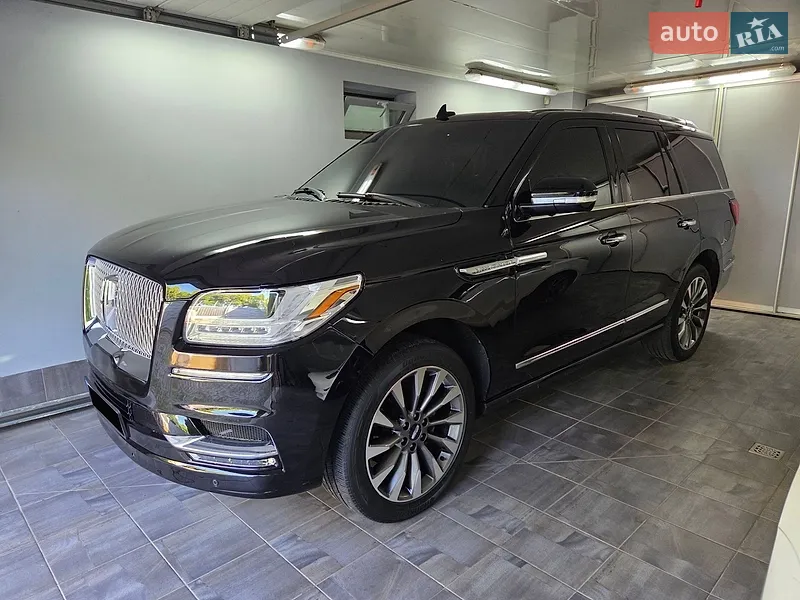 Lincoln Navigator