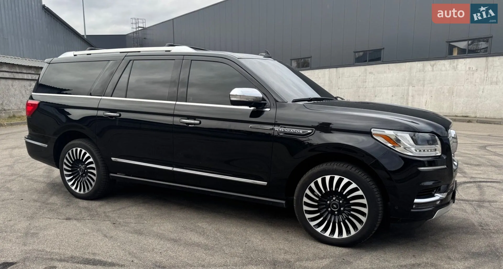 2018 Lincoln Navigator - мініатюра 5