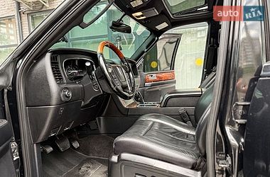 Внедорожник / Кроссовер Lincoln Navigator 2014 в Хмельницком