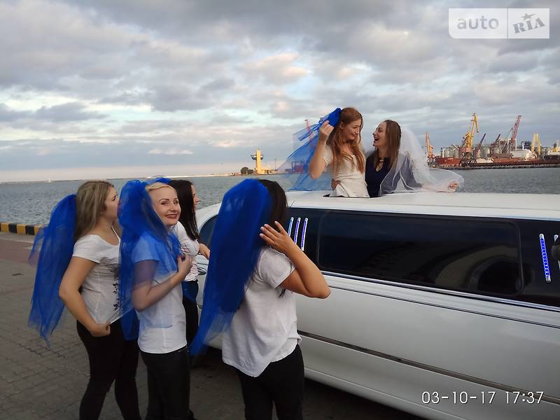 Lincoln Town Car 2000 года