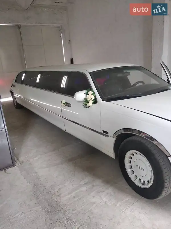 Lincoln Town Car