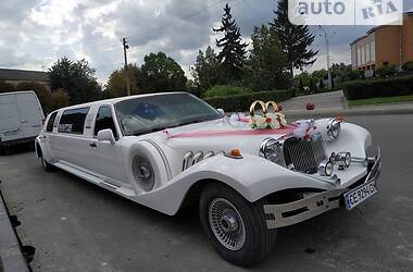 Лимузин Lincoln Town Car 1996 в Новоднестровске