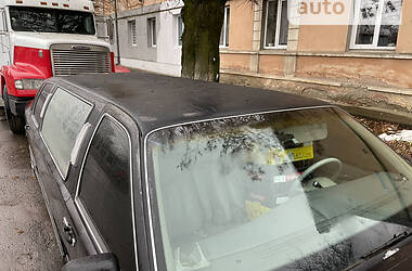 Лимузин Lincoln Town Car 1996 в 