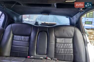 Лимузин Lincoln Town Car 2000 в Ужгороде