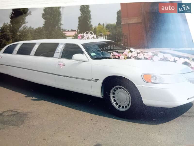 Лимузин Lincoln Town Car 1998 в Измаиле фото 8 Лимузин Lincoln Town Car 1998 в Измаиле