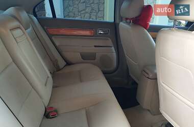 Седан Lincoln Zephyr 2008 в Львове