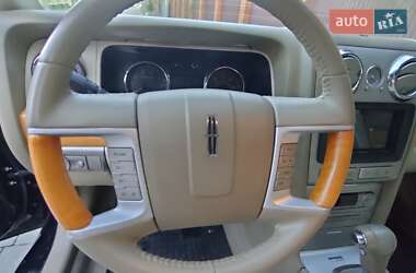 Седан Lincoln Zephyr 2008 в Львове