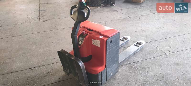 Електровізок Linde  E 20PL-02 2009 в 