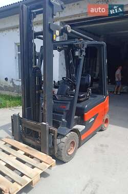 Вилочний навантажувач Linde  E 25 2012 в Ужгороді
