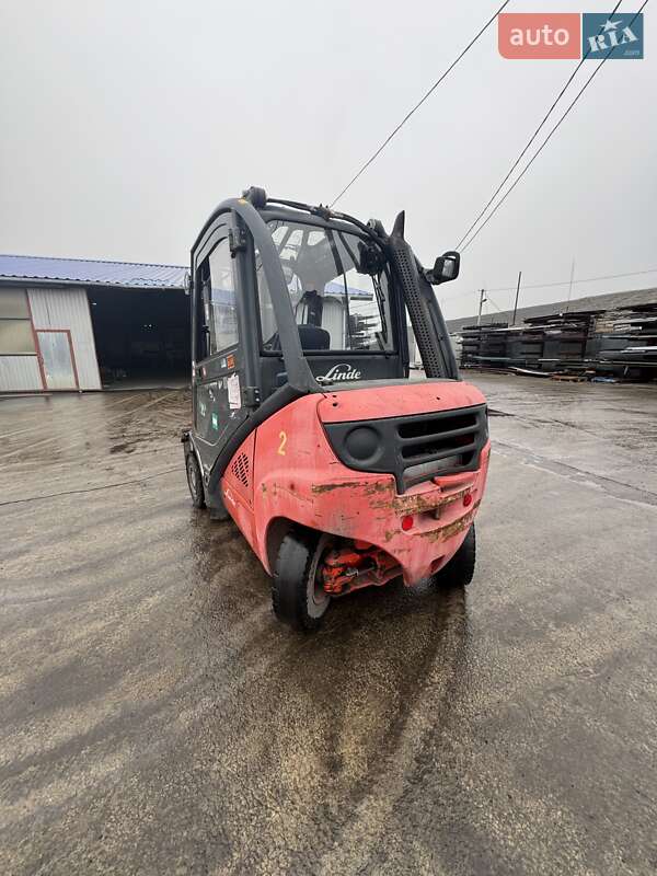 Вилочный погрузчик Linde H 20D-01 2008 в Луцке