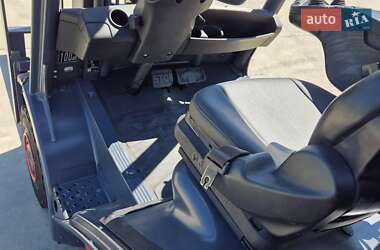Вилочный погрузчик Linde H-25-T-02 2015 в 