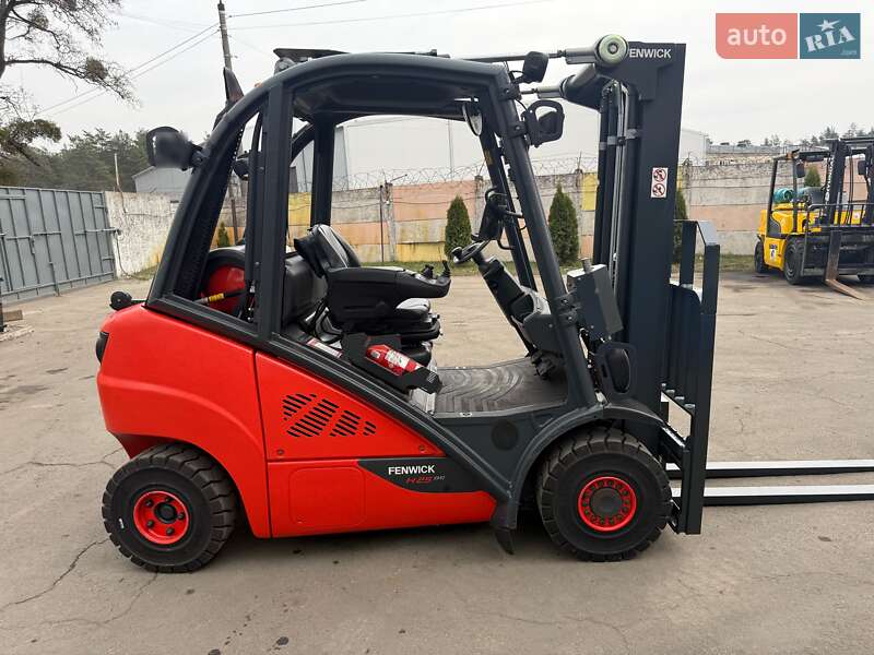 Вилочный погрузчик Linde H-25-T-02 2020 в Киеве