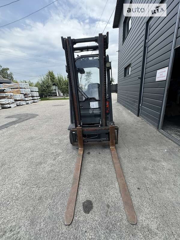 Вилочный погрузчик Linde H 25D 2004 в Луцке