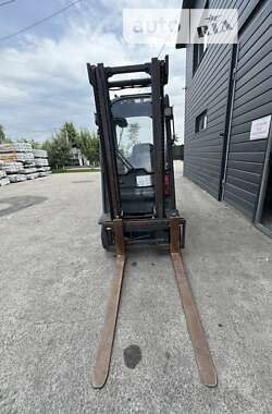 Вилочный погрузчик Linde H 25D 2004 в 