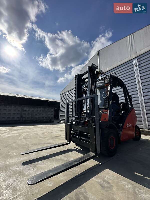 Вилочный погрузчик Linde H 25D 2006 в Пустомытах
