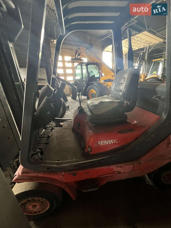 Вилочний навантажувач Linde H 25T-03 1999 в Луцьку