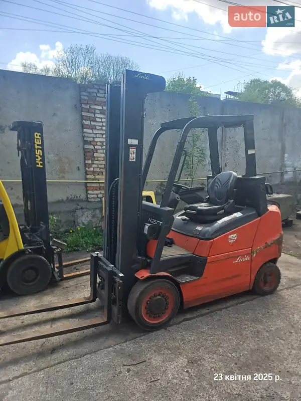 Linde H 25T-03 2015