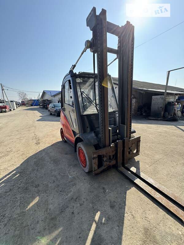 Вилочный погрузчик Linde H 40 T-02 2006 в Луцке