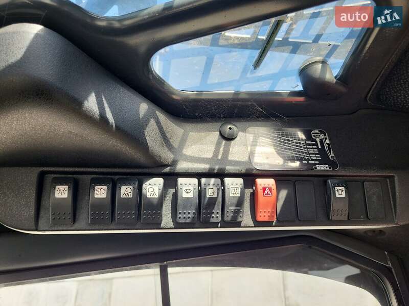 Вилочний навантажувач Linde H 40 T-02 2012 в Немирові
