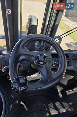 Вилочный погрузчик Linde H 40D 2005 в 