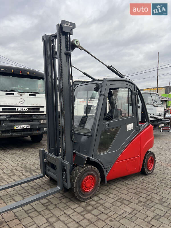 Вилочный погрузчик Linde H20T 2003 в 
