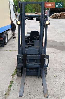 Вилочный погрузчик Linde H20T 2007 в 