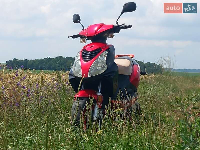 Скутер Lingben LB 2009 в Чорткове